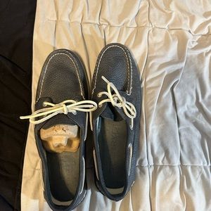 Sperry mens shoe